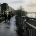 Empalot Toulouse : trottoir près de la Garonne et l’île du Ramier, quartier en mutation